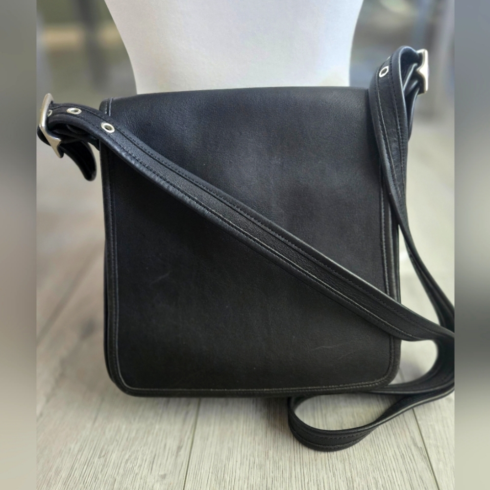 VINTAGE COACH Legacy 9144 Flap Studio Crossbody